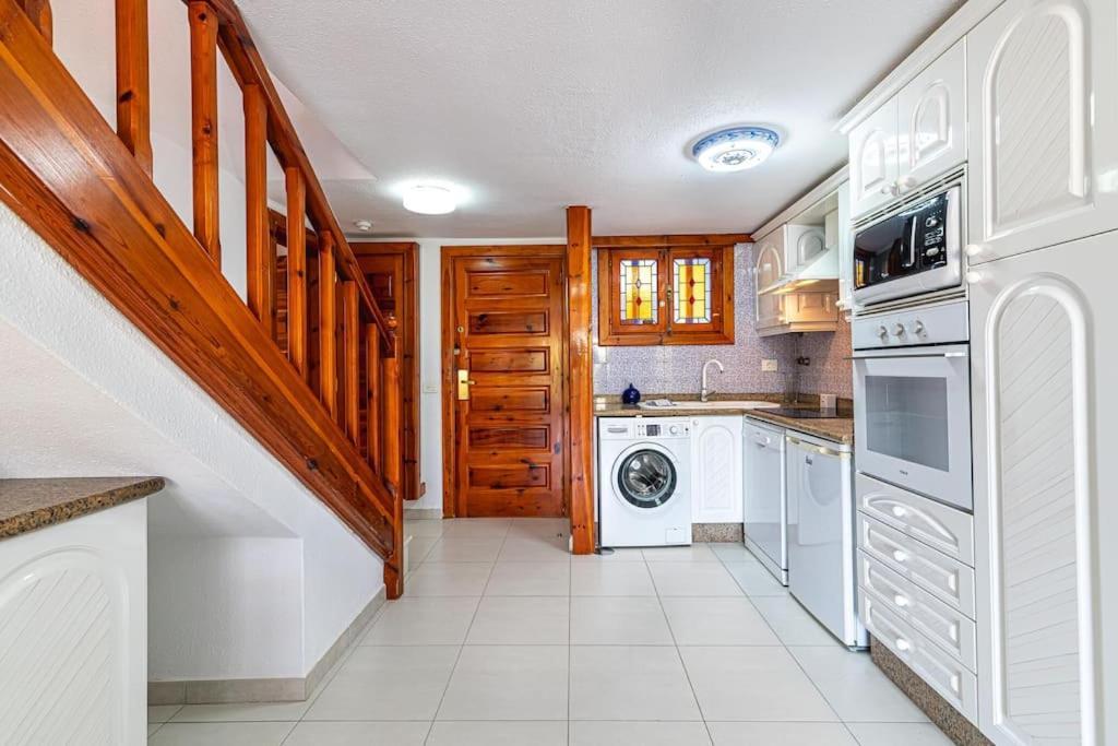 Duplex En Las Americas 3014 อาโรนา ภายนอก รูปภาพ